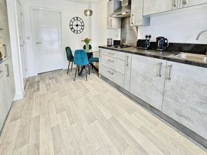 Photo 5- click for photo gallery